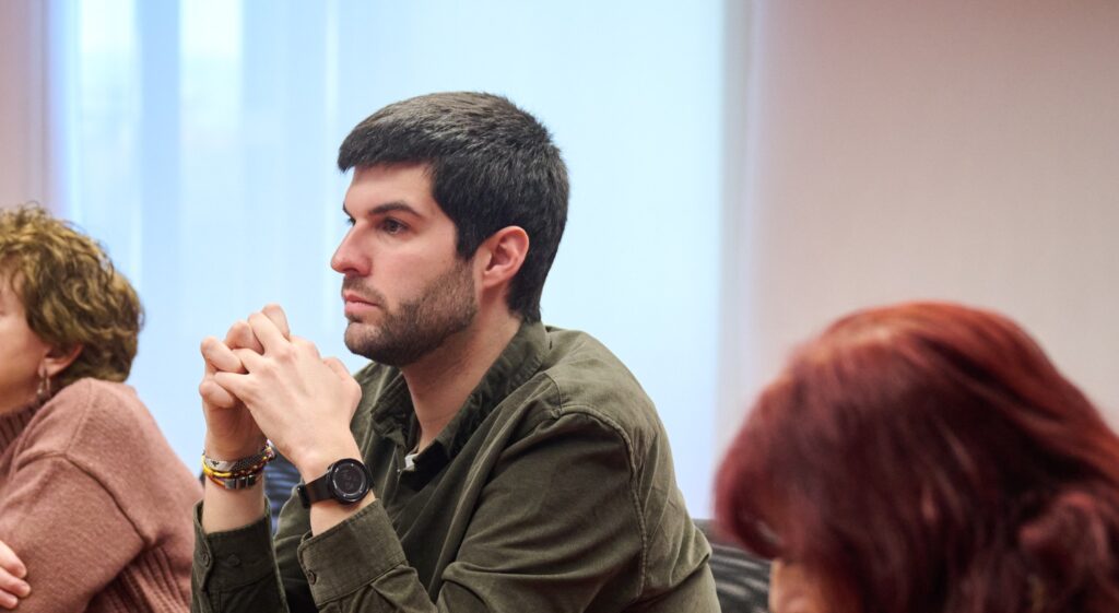 Contigo-Zurekin defiende la Renta Garantizada en Navarra y pide revocar la ampliación de plazos tras la recomendación del Defensor del Pueblo.